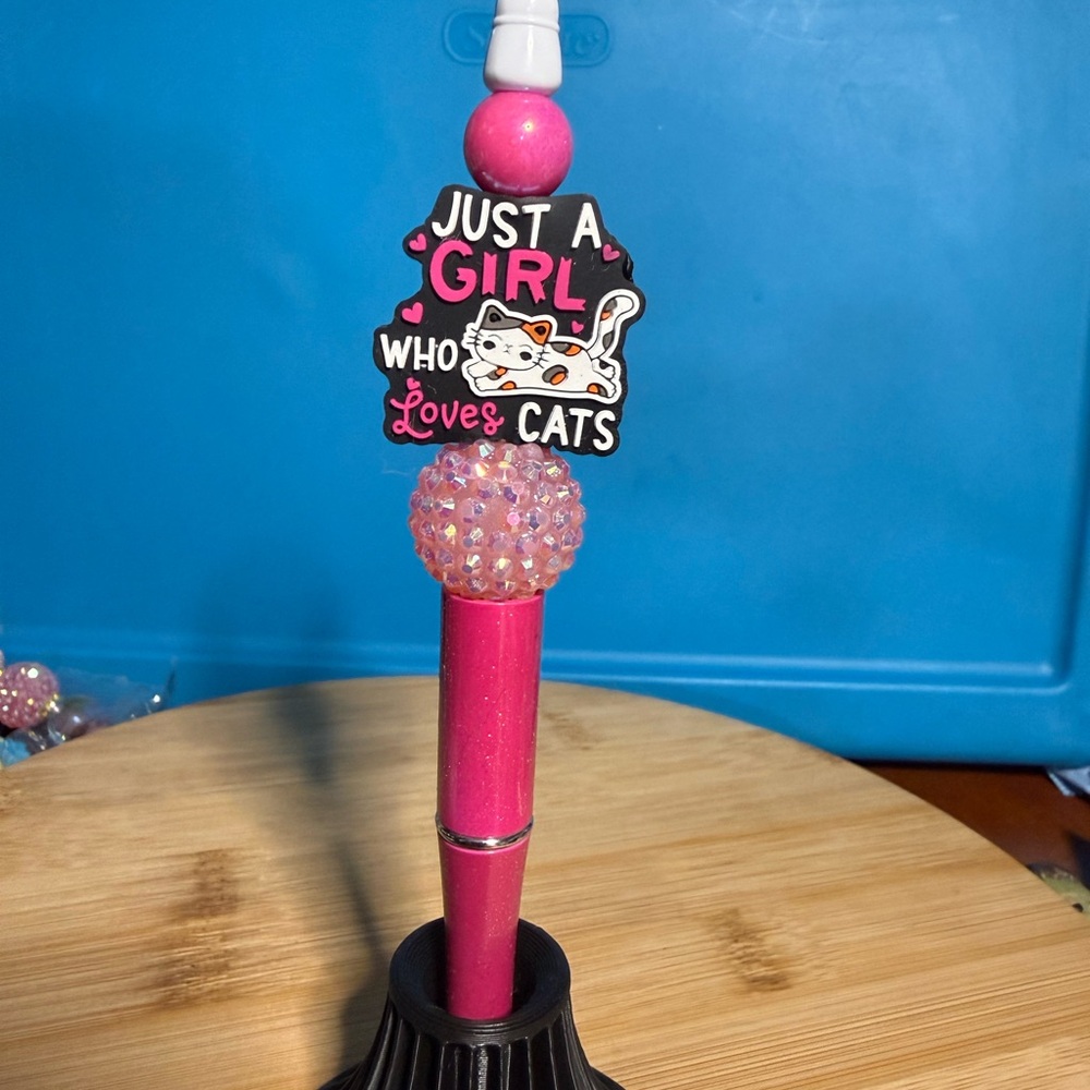 Pink "Just A Girl Who Loves Cats" Beaded Pen